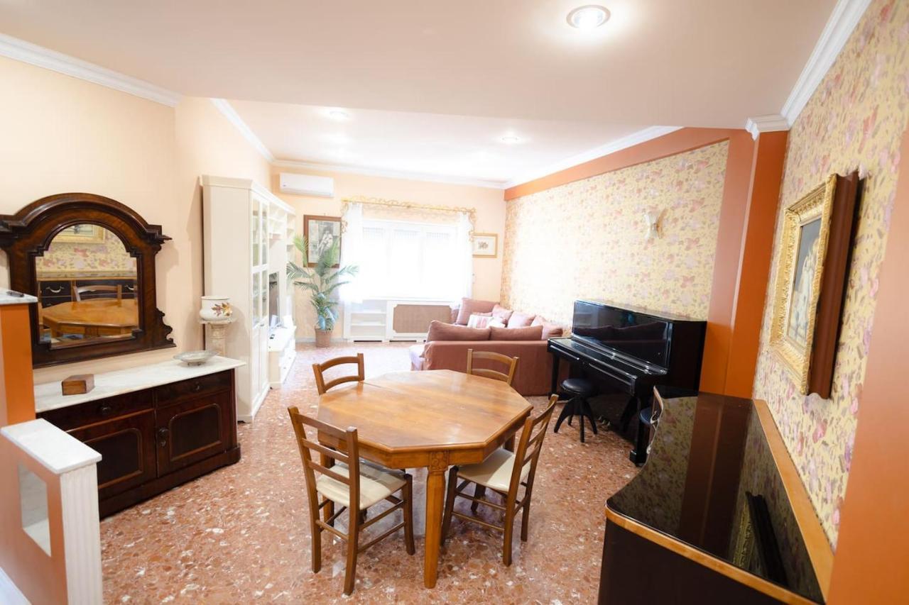 Apartamento La Casa Di Daniela Lido di Ostia Exterior foto